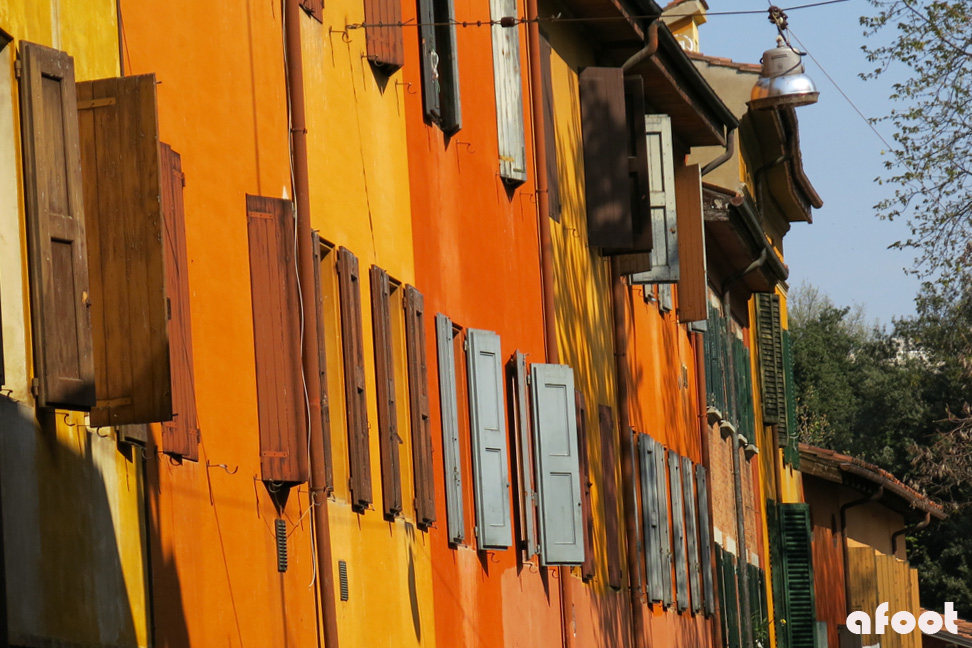 Blandt jakkesæt og kælegrise